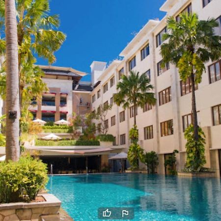 Stylish 2 Bedroom Penthouse Apt, Newly Refreshed, 50 Mbps, Pool, Gym, Resto Kuta Lombok Exterior foto